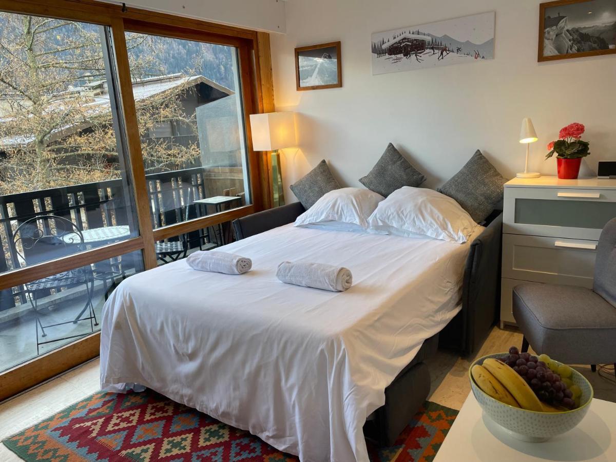 Apartment Le Pied Du Brevent - Walk To Ski Lift, Chamonix Getaway Exterior photo