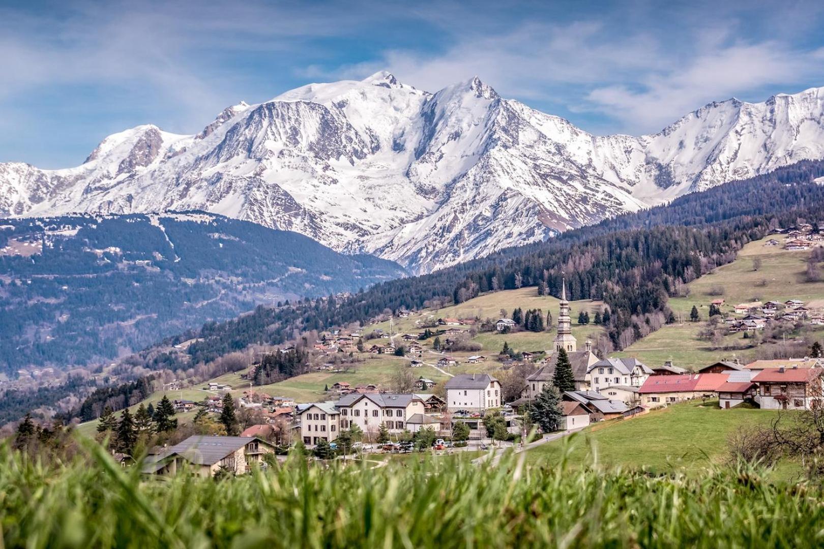 Apartment Le Pied Du Brevent - Walk To Ski Lift, Chamonix Getaway Exterior photo